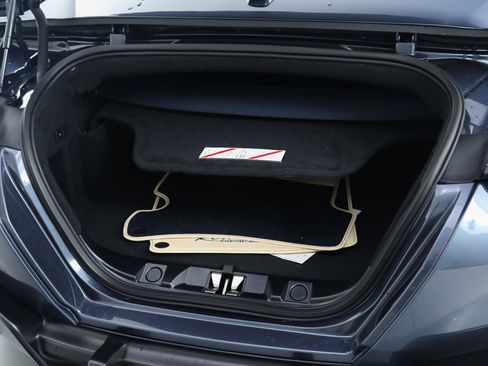 Certified 2025 Ferrari Roma Spider RWD image 37
