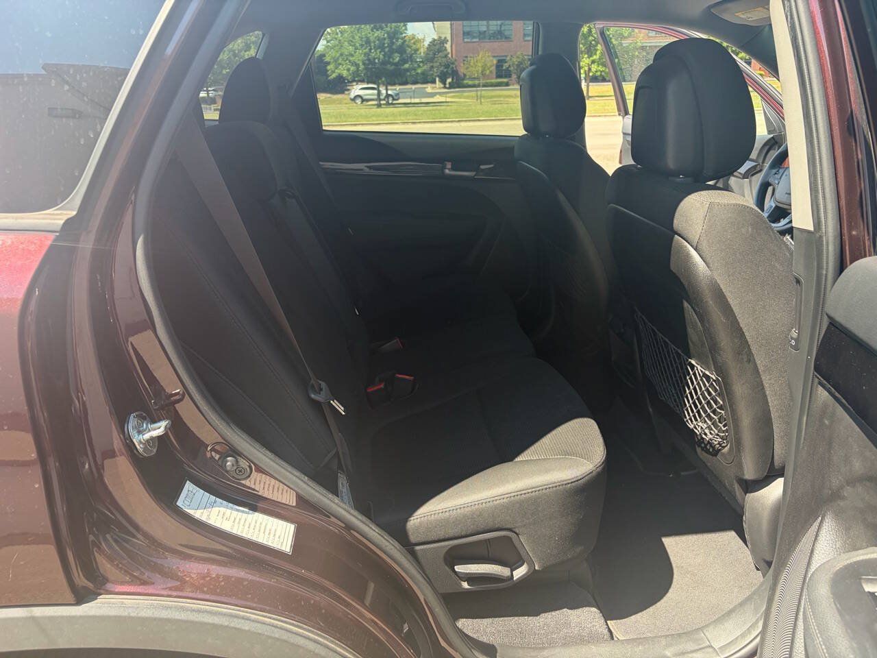 Used 2015 Kia Sorento LX FWD image 16