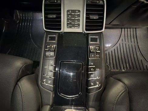 Used 2014 Porsche Panamera 4S Executive AWD/4WD image 15