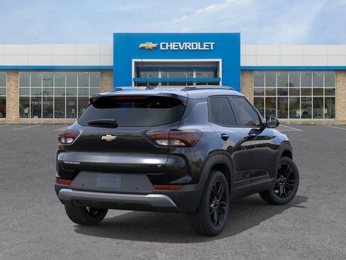 New 2026 Chevrolet TrailBlazer LT w/ Convenience Package FWD image 4