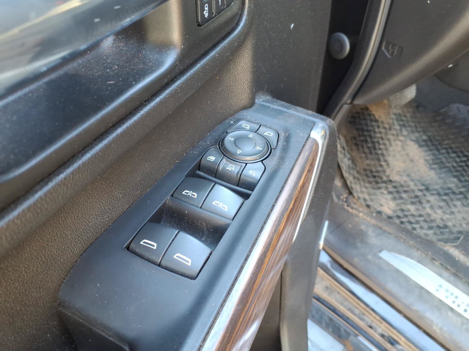Used 2023 Chevrolet Silverado 3500 High Country AWD/4WD image 21