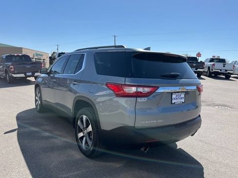 Used 2021 Chevrolet Traverse LT w/ LT Premium Package AWD/4WD image 13