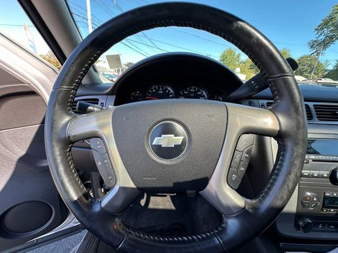 Used 2010 Chevrolet Avalanche LT w/ Luxury Package image 20