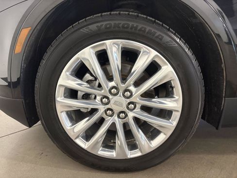 Used 2017 Cadillac XT5 Platinum AWD/4WD image 54