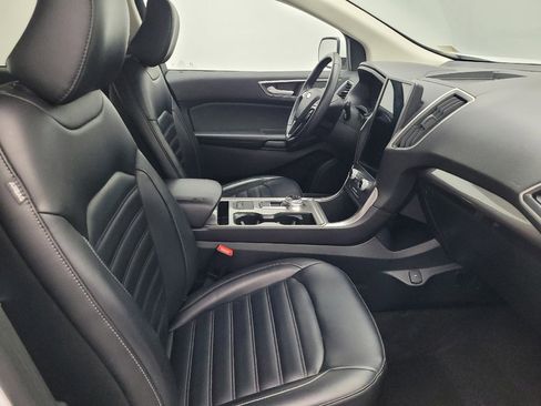 Used 2024 Ford Edge SEL image 21