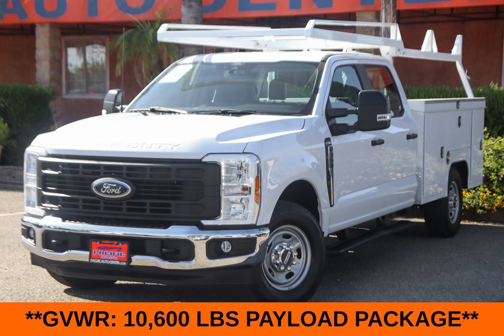 Used 2024 Ford F350 XL w/ XL Chrome Package RWD image 4