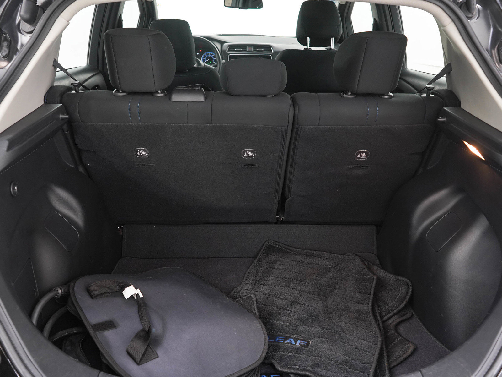 Used 2025 Nissan Leaf SV Plus FWD image 11