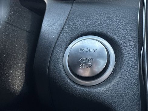 Used 2018 Mercedes-Benz C 300 Sedan w/ Premium Package image 20