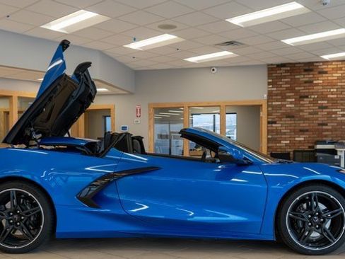 Used 2024 Chevrolet Corvette Stingray Preferred Conv w/ 2LT image 78