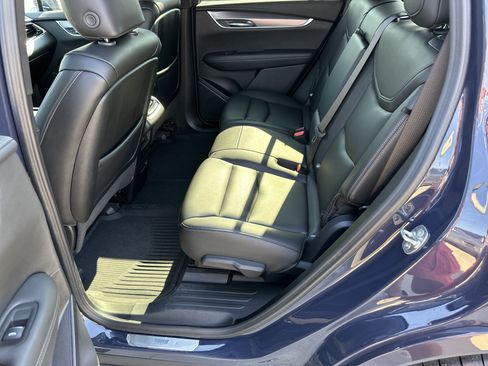 Used 2024 Cadillac XT6 Luxury w/ LPO, Floor Liner Package AWD/4WD image 23