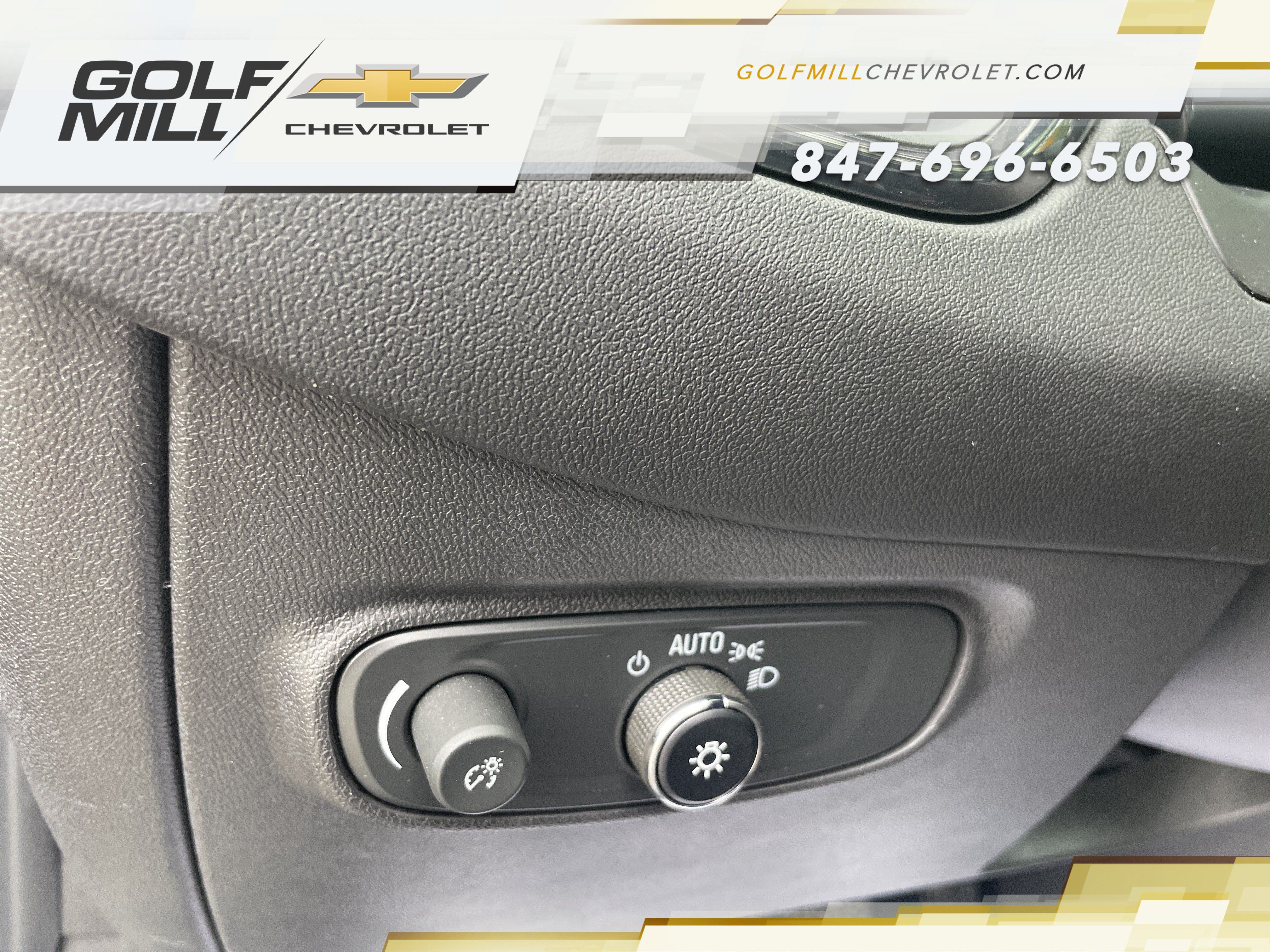 Used 2024 Chevrolet Equinox RS FWD image 16