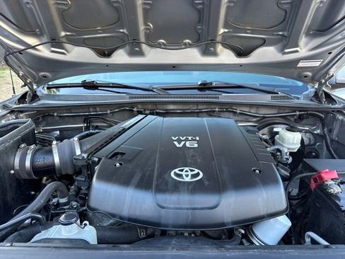 Used 2014 Toyota Tacoma 4x4 Double Cab w/ TRD Sport Package image 22