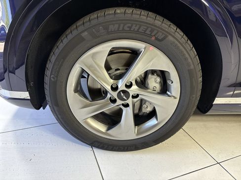 New 2026 Genesis GV70 2.5T Select AWD/4WD image 19