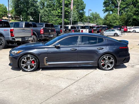 Used 2019 Kia Stinger GT RWD image 3