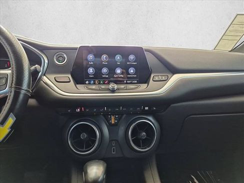 Used 2019 Chevrolet Blazer LT w/ Sun and Wheels Package FWD image 15