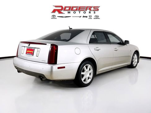 Used 2006 Cadillac STS image 8