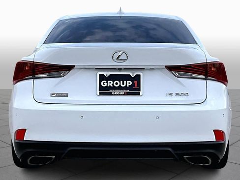 Used 2018 Lexus IS 300 F Sport w/ F Sport Package image 4