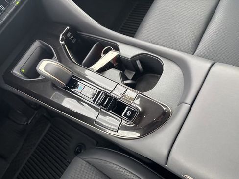 Certified 2026 Toyota Crown XLE image 34