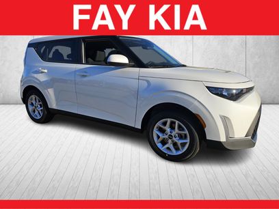 New 2025 Kia Soul LX