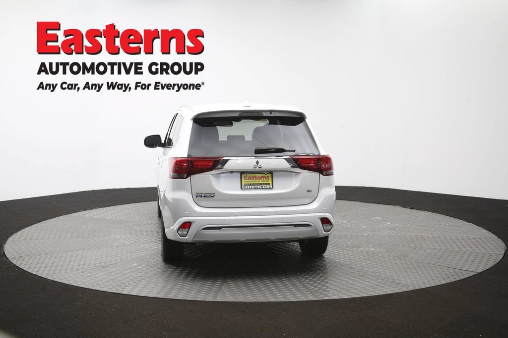 Used 2020 Mitsubishi Outlander SEL AWD/4WD image 37