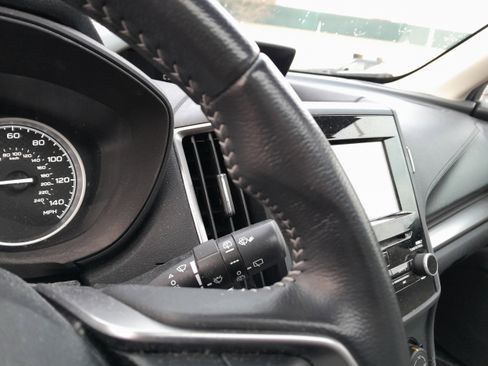 Used 2023 Subaru Forester Premium image 18