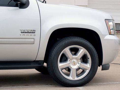 Used 2013 Chevrolet Tahoe LT w/ Texas Edition RWD image 28