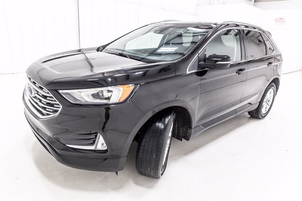 Used 2020 Ford Edge SEL FWD image 2