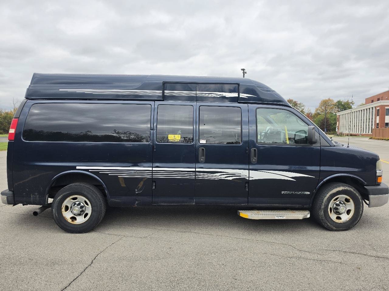 Used 2013 Chevrolet Express 3500 LT w/ LT Preferred Equipment Group RWD image 7