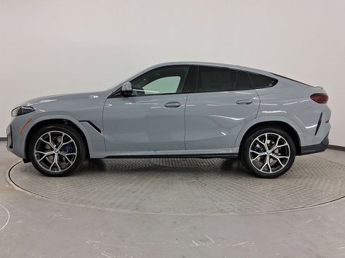 New 2026 BMW X6 xDrive40i w/ Executive Package image 2