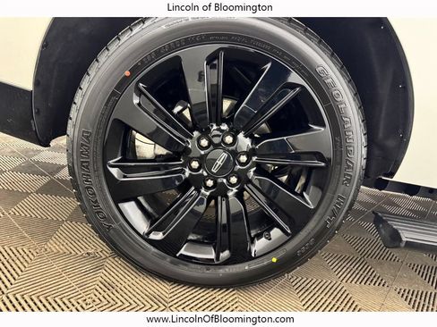 Used 2023 Lincoln Navigator Black Label AWD/4WD image 23