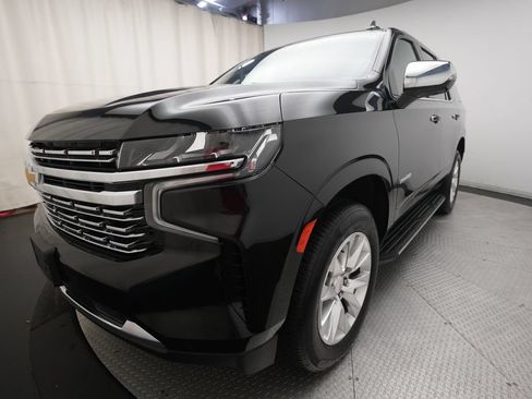 Used 2024 Chevrolet Tahoe Premier AWD/4WD image 12
