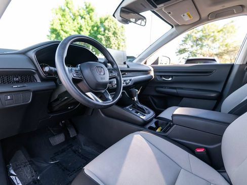 Used 2023 Honda CR-V EX image 6