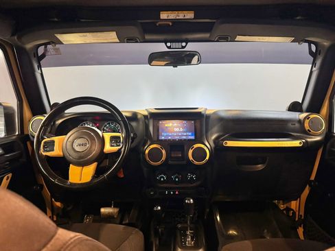 Used 2013 Jeep Wrangler Sport AWD/4WD image 10