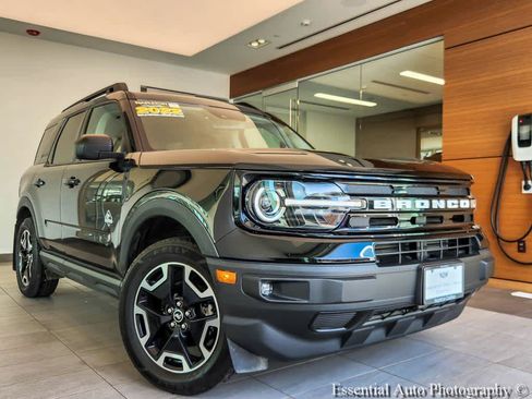 Used 2022 Ford Bronco Sport Outer Banks w/ Tech Package AWD/4WD image 1