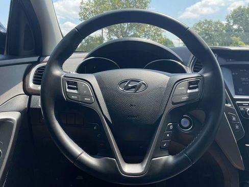 Used 2017 Hyundai Santa Fe Sport FWD image 13