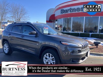 Used 2017 Jeep Cherokee Latitude w/ Cold Weather Group