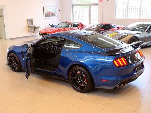 Used 2017 Ford Mustang Shelby GT350R w/ GT350R Equipment Group 920A image 31