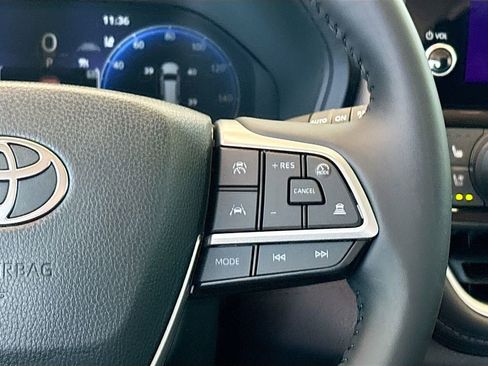 New 2026 Toyota Grand Highlander FWD image 12