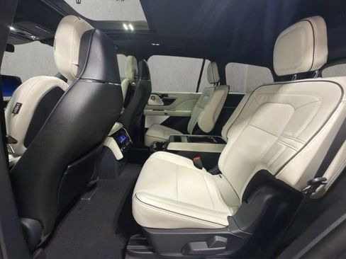 Used 2025 Lincoln Aviator Black Label image 22