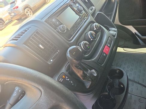 Used 2020 RAM ProMaster 2500 w/ Interior Convenience Group FWD image 20
