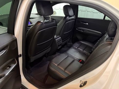 Used 2019 Cadillac XT4 Premium Luxury AWD/4WD image 19