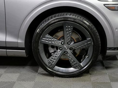 Used 2022 Genesis GV70 2.5T w/ Sport Prestige Package image 39