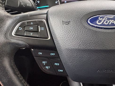 Used 2018 Ford EcoSport SE FWD image 32
