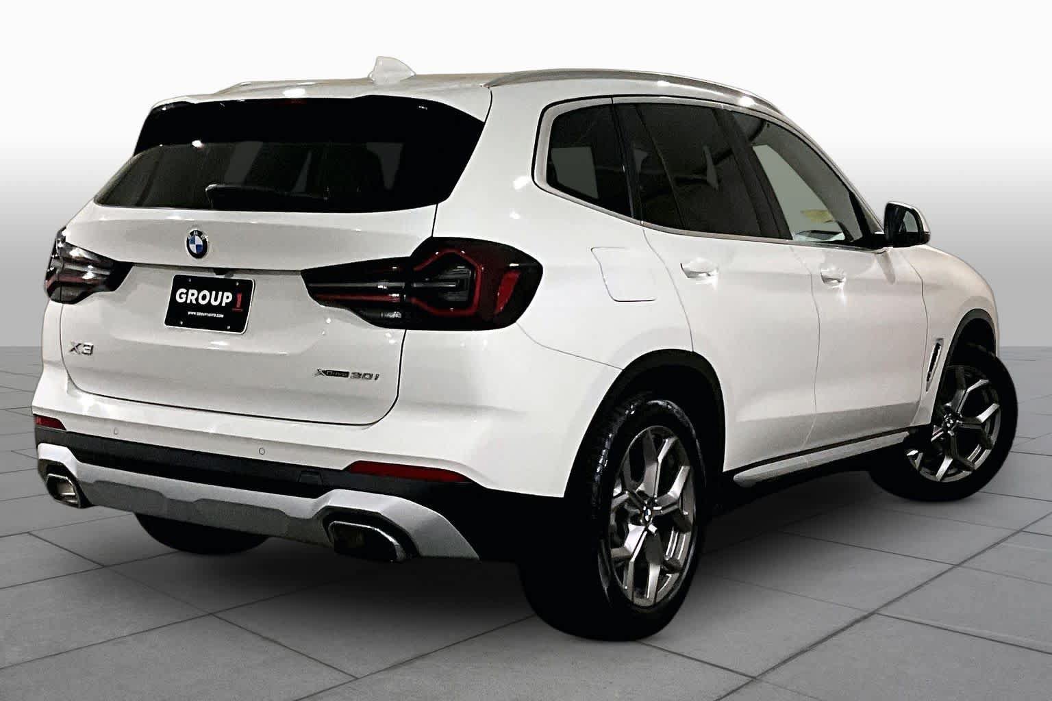 Used 2023 BMW X3 xDrive30i w/ Premium Package w/ZPA AWD/4WD image 12