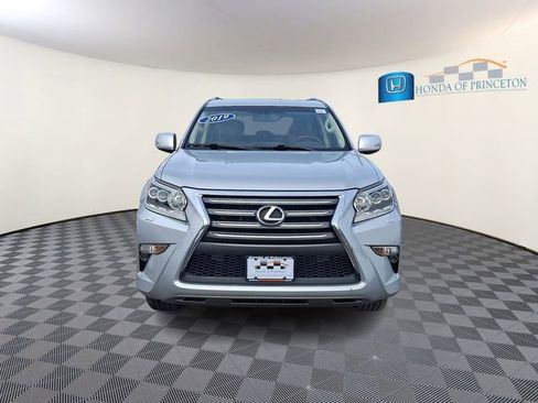 Used 2019 Lexus GX 460 Premium image 2