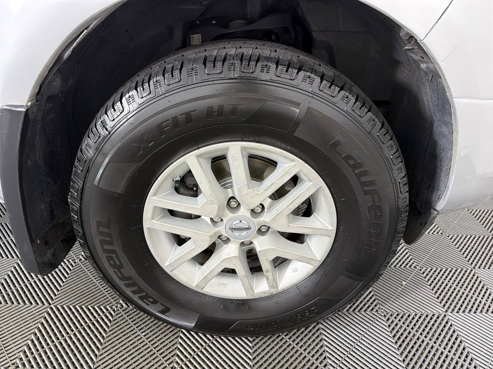 Used 2019 Nissan Frontier SV AWD/4WD image 10