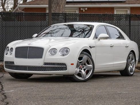 Used 2015 Bentley Flying Spur V8 image 1