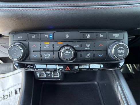 Used 2023 Dodge Durango GT image 20