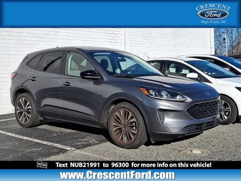 Certified 2022 Ford Escape SE w/ SE Sport Appearance Package image 1