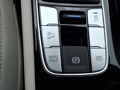 New 2026 Hyundai Tucson SE image 8